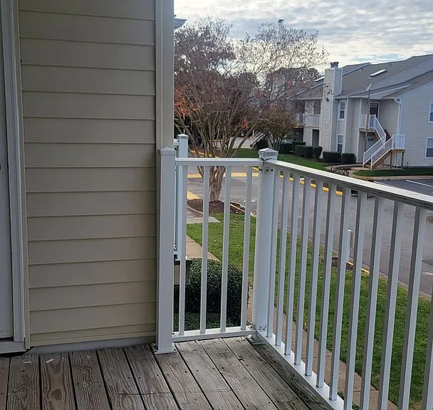 5619 Summit Arch — Photo 2