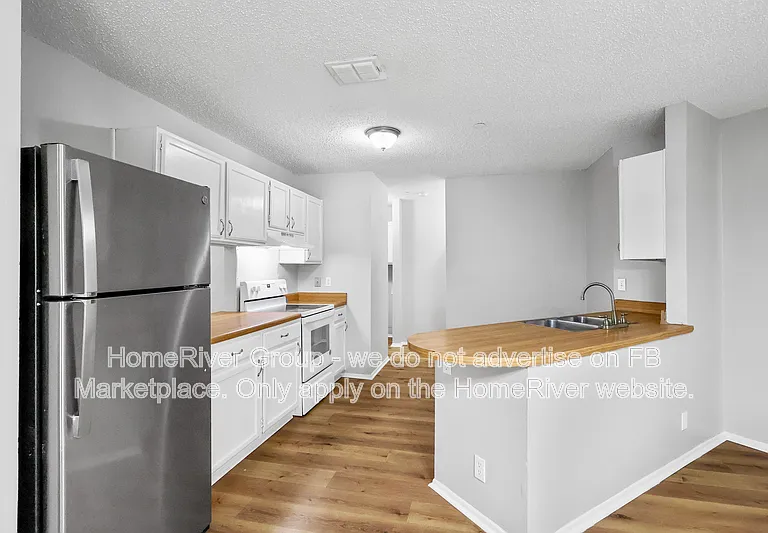 6827 Country Hvn — Photo 7