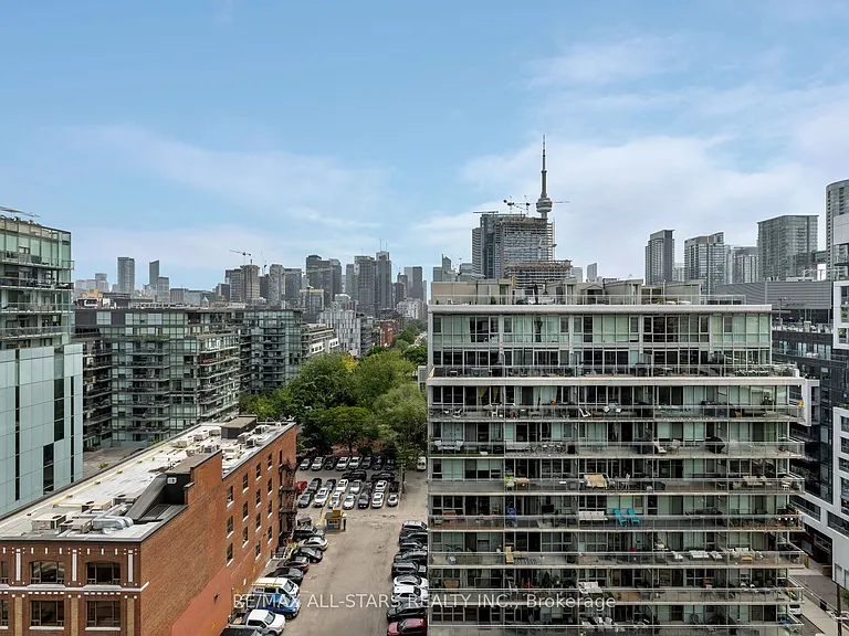60 Bathurst St #Penthouse 1011 — Photo 30