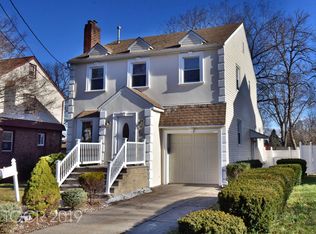 123 Lees Ave, Teaneck, NJ 07666