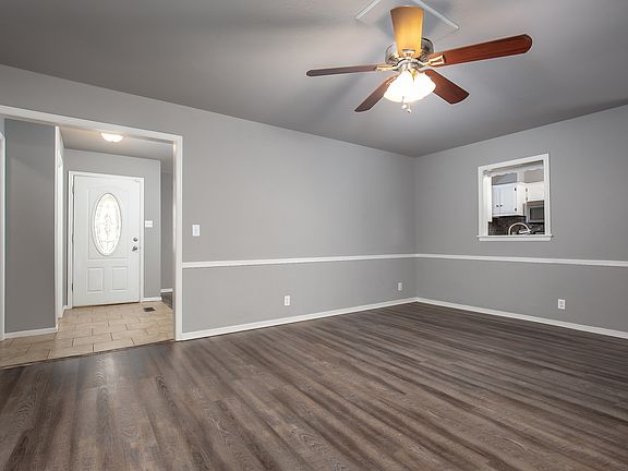 4th image of 2525 NW 115th Pl