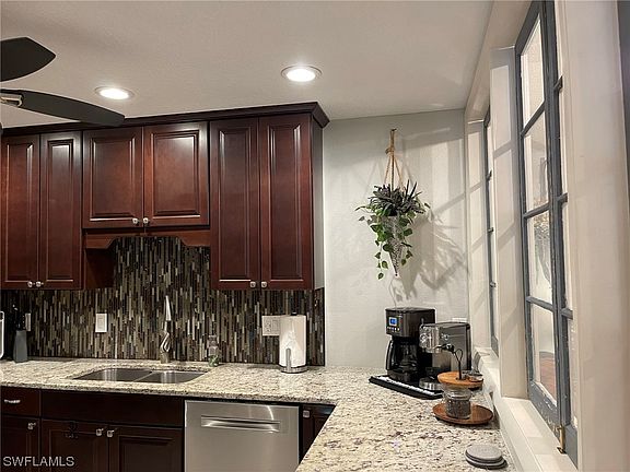5th image of 3718 Miguel Ln #8605