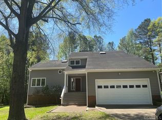 11215 Bondurant Dr, North Chesterfield, VA 23236