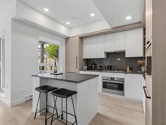 2nd image of 2268 Broadway E #107