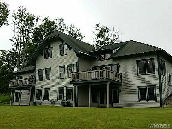 2nd image of 8441 Canterbury Dr #8441