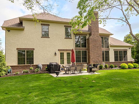 4th image of 6258 Muirloch Ct N