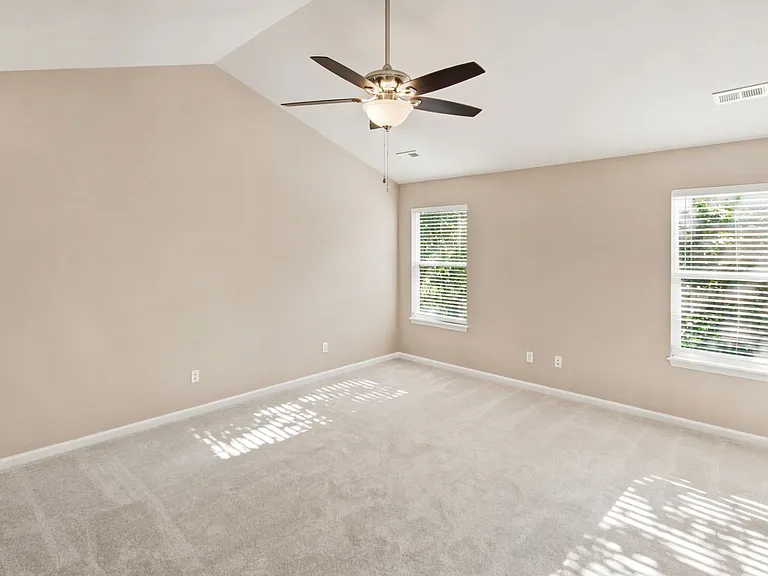 404 Willott Square Dr — Photo 17