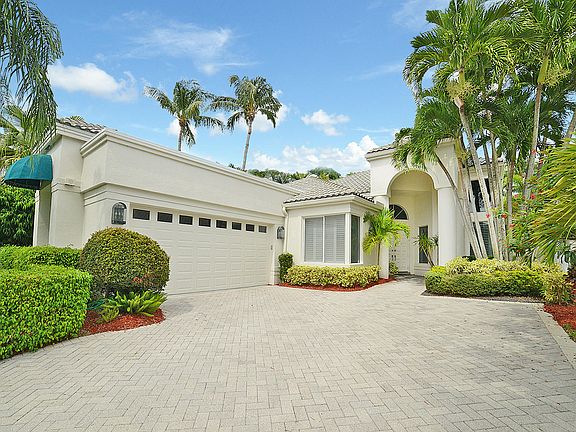 Home For Sale In Broken Sound Country Club