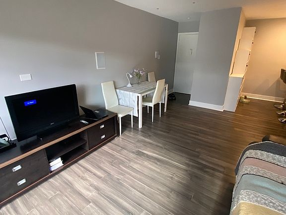 5th image of 795 Grove Dr #2046