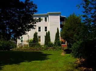 31 Beach St, Haverhill, MA 01832