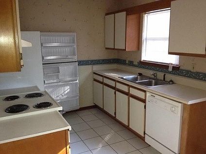 2nd image of 2323 San Mateo Ct