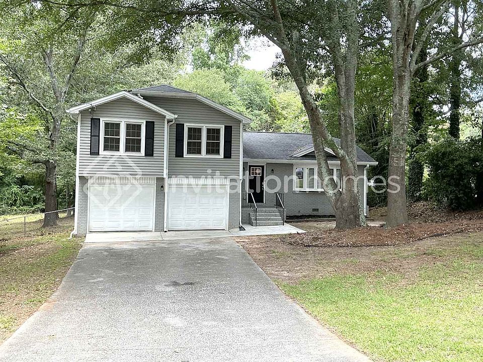 1st image of 3049 Larkspur Cir