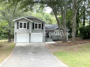 3049 Larkspur Cir, Snellville, GA 30078