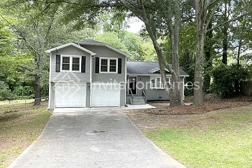 3049 Larkspur Cir Photo 1