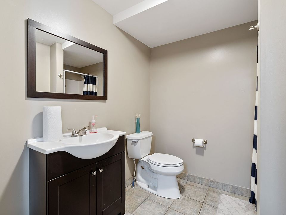 2nd image of 41-43 Fall St #1