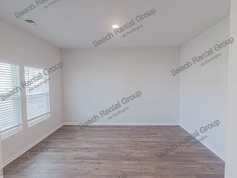 780 Dusty Pine Way — Photo 4
