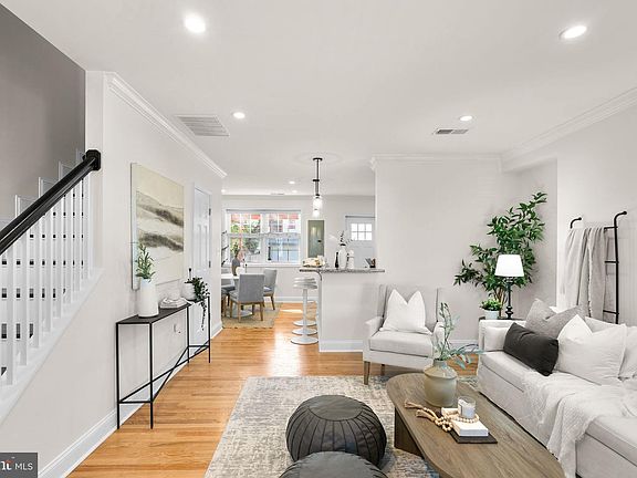 5th image of 1201 Queen St NE