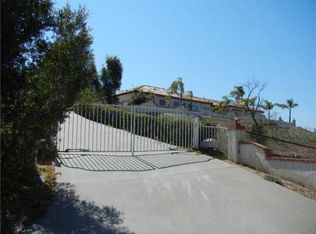 828 Grove View Rd, Oceanside, CA 92057