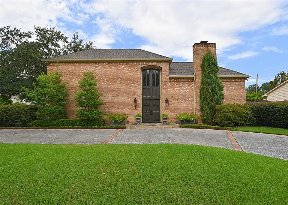1st image of 6242 Lynbrook Dr