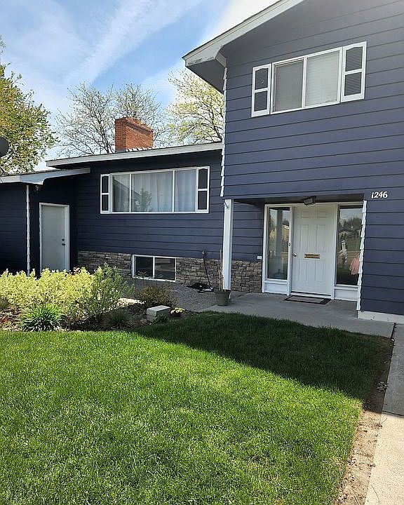 1st image of 1246 W Idaho Ave