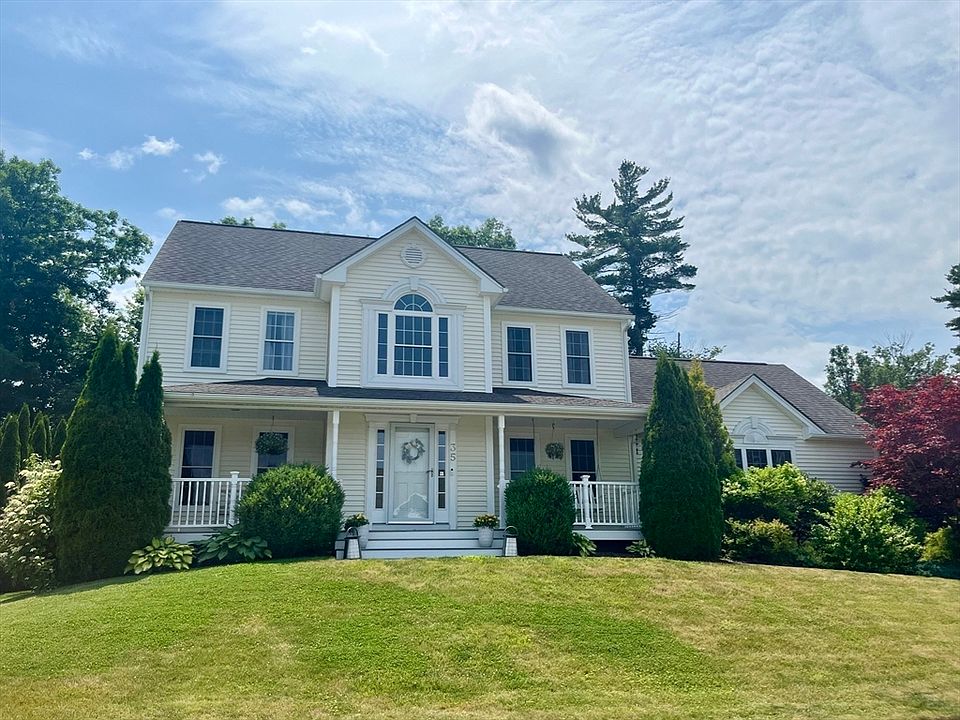 1st image of 35 Brunelle Dr