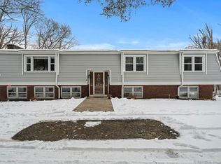 118 Hart Rd, Guilford, CT 06437