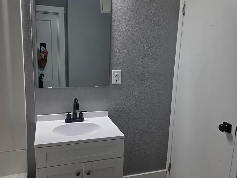 707 W Cleveland Ave — Photo 6