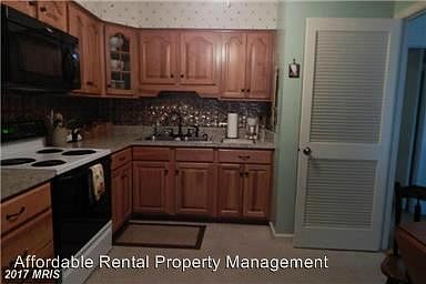 4th image of 1024 Brinker 202 Dr