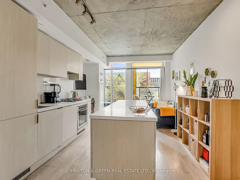 109 Ossington Ave #207 — Photo 9