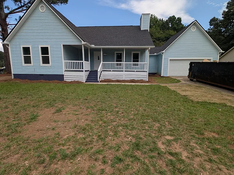 124 Davidson Dr — Photo 2