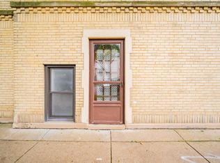 1831 W Winona St #1, Chicago, IL 60640