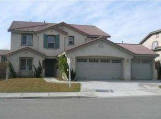 5940 Forest Glen Dr #R, Fontana, CA 92336
