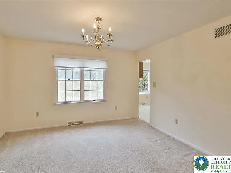 4059 Wedgewood Rd — Photo 11