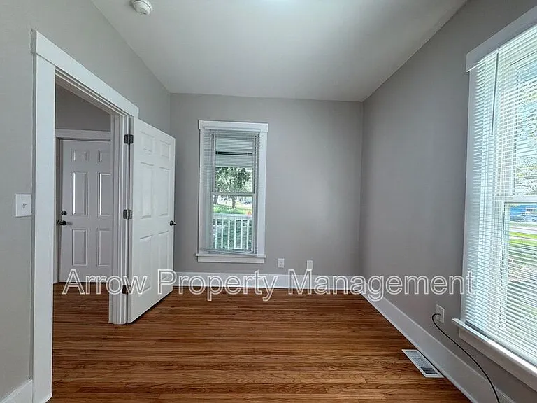 2510 P St — Photo 9