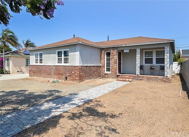1st image of 2204 Manzanita Ln