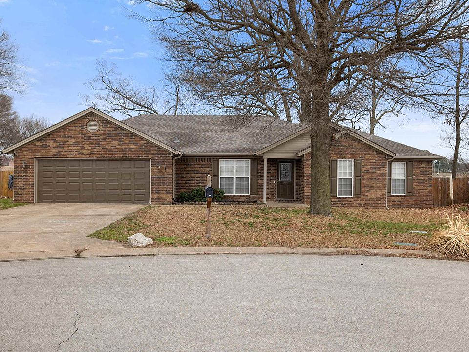 1st image of 2656 Clayburne Dr