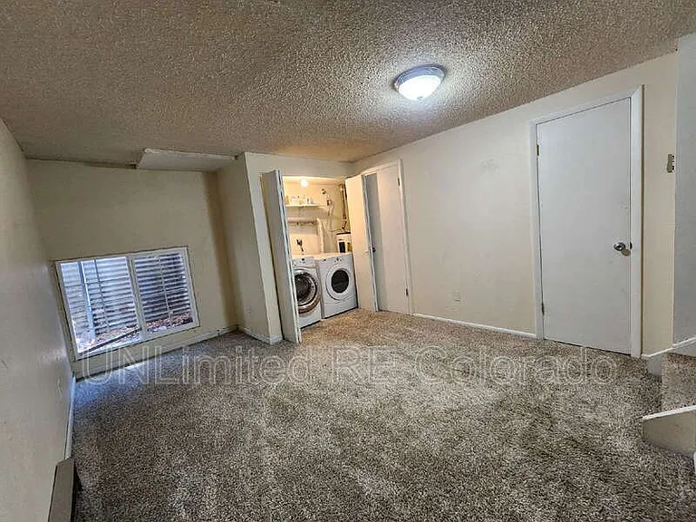 301 Zeta St #2 — Photo 11