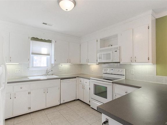 3rd image of 1622 Colehollow Dr
