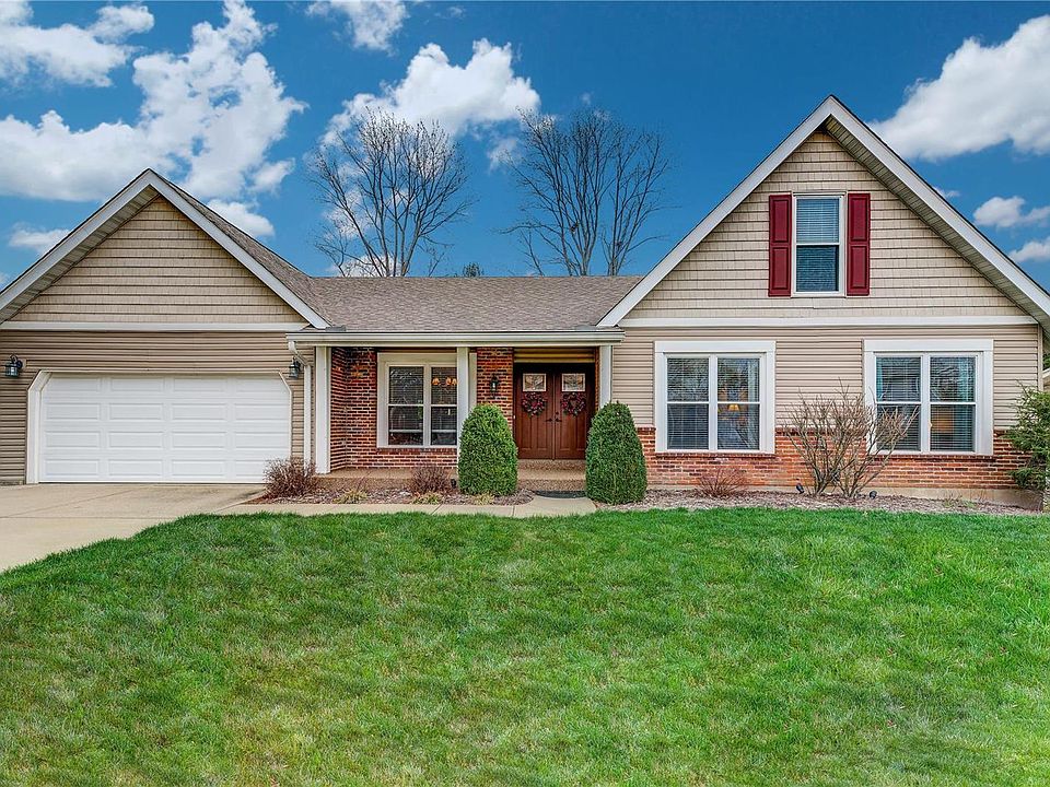 1st image of 15456 Duxbury Way