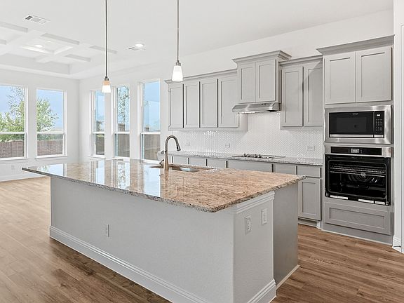 7th image of this home