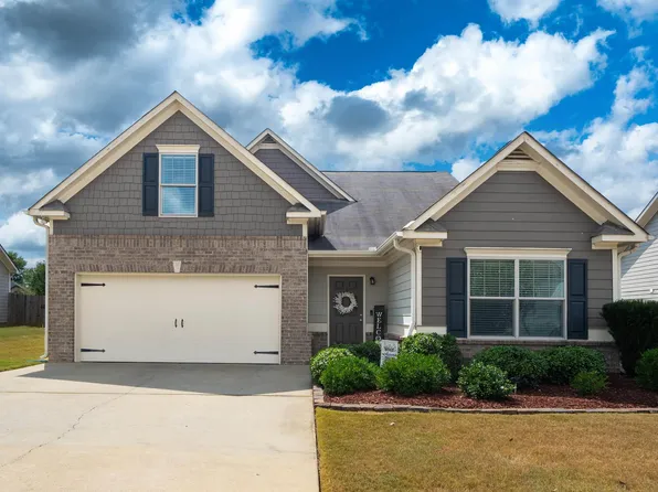 7004 Kensington Ave, Calera, AL 35040