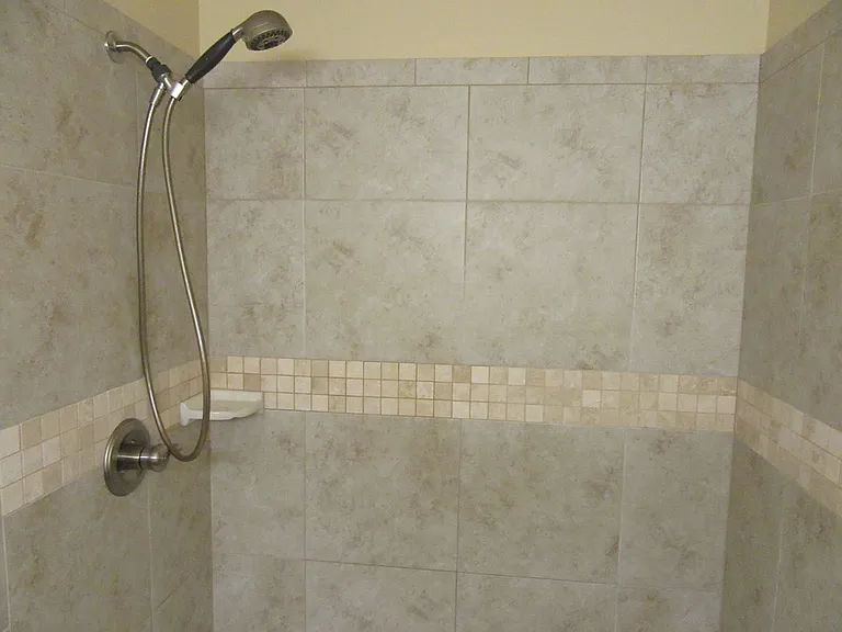 2407 Astrid Ln — Photo 12