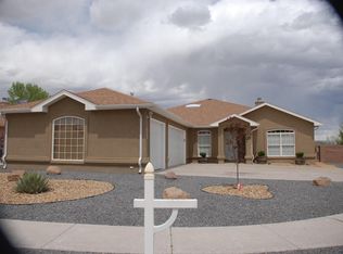 2204 Sidewinder St SW, Los Lunas, NM 87031