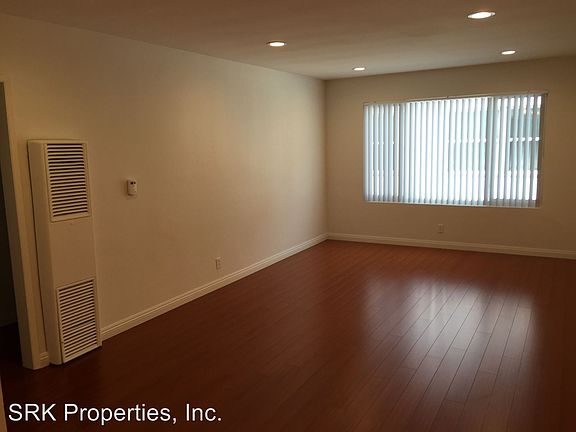 5th image of 3373 Overland Ave APT 2