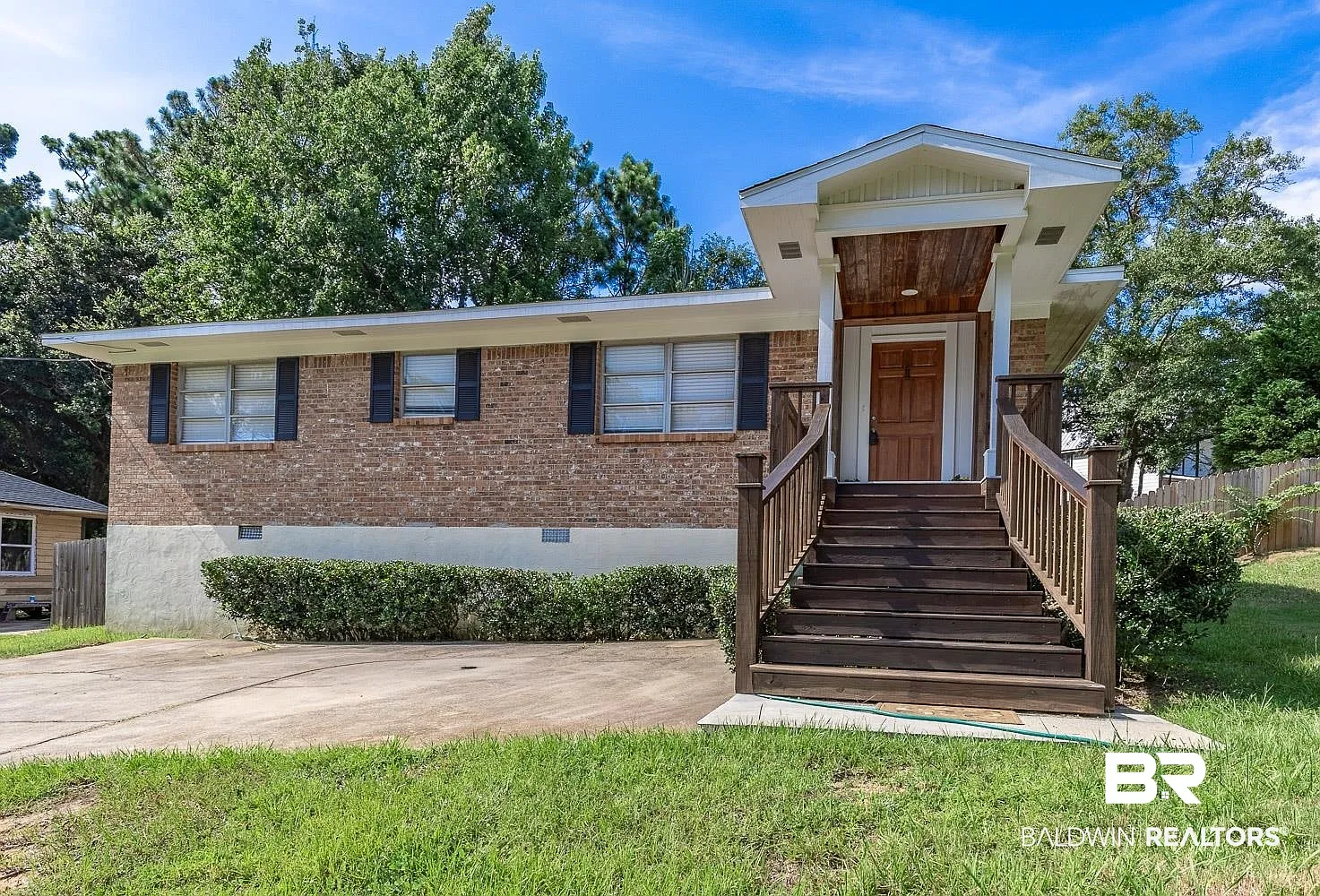 2 bed, 2.0 bath, 1255 sqft, $1,650 — Photo 1