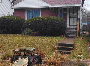 986 Berwick Blvd, Pontiac, MI 48341