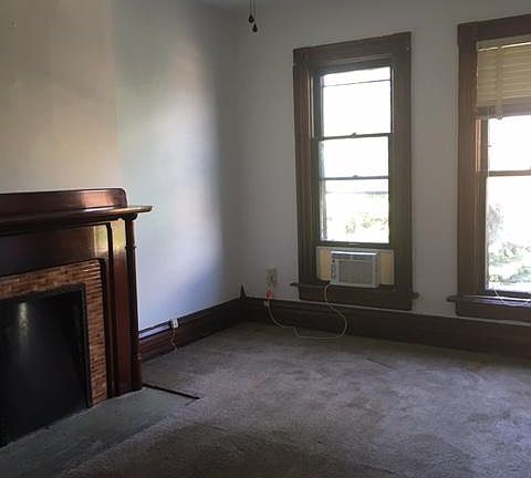 5th image of 315 W 8th Ave
