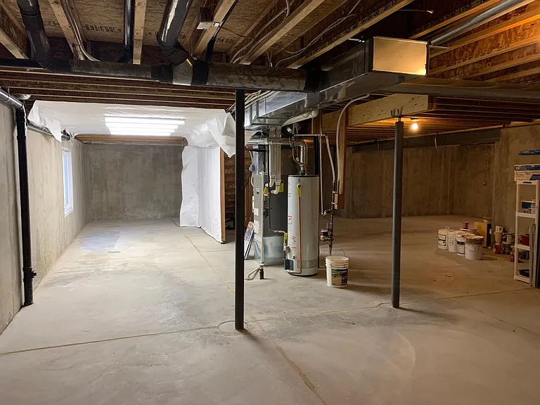 Large, full unfinished basement