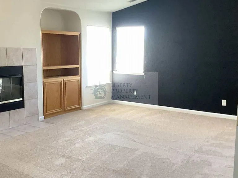 4425 Crown Valley Way — Photo 20