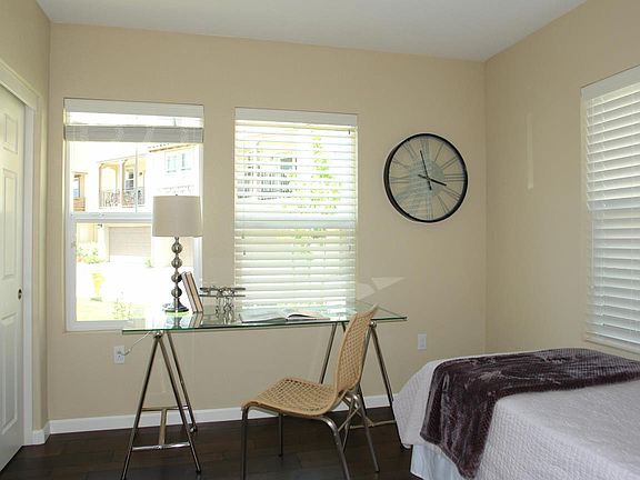 3rd image of 512 Citadelle Ln